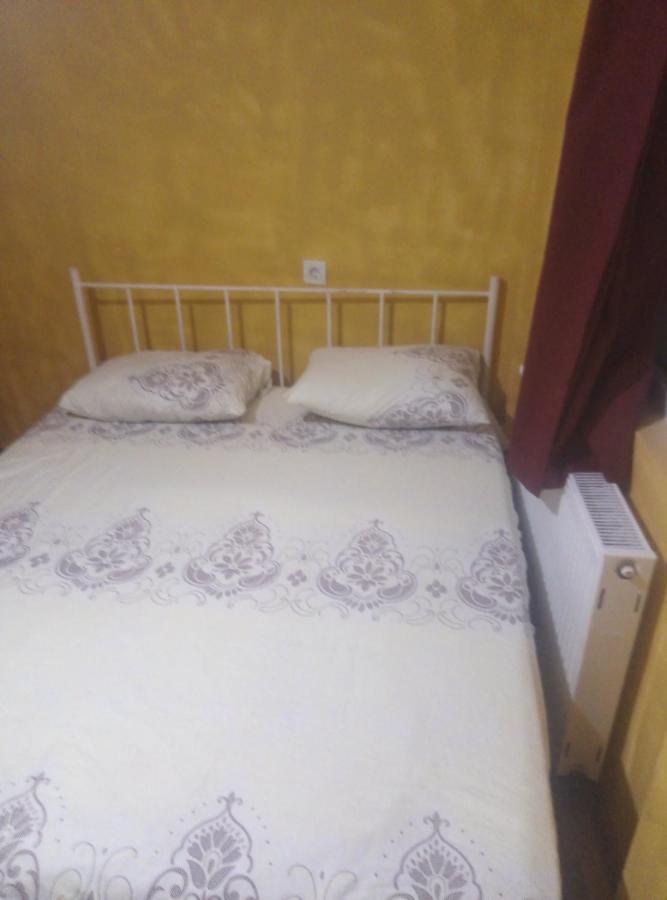 Vake-House Hotel Tbilisi Exterior photo